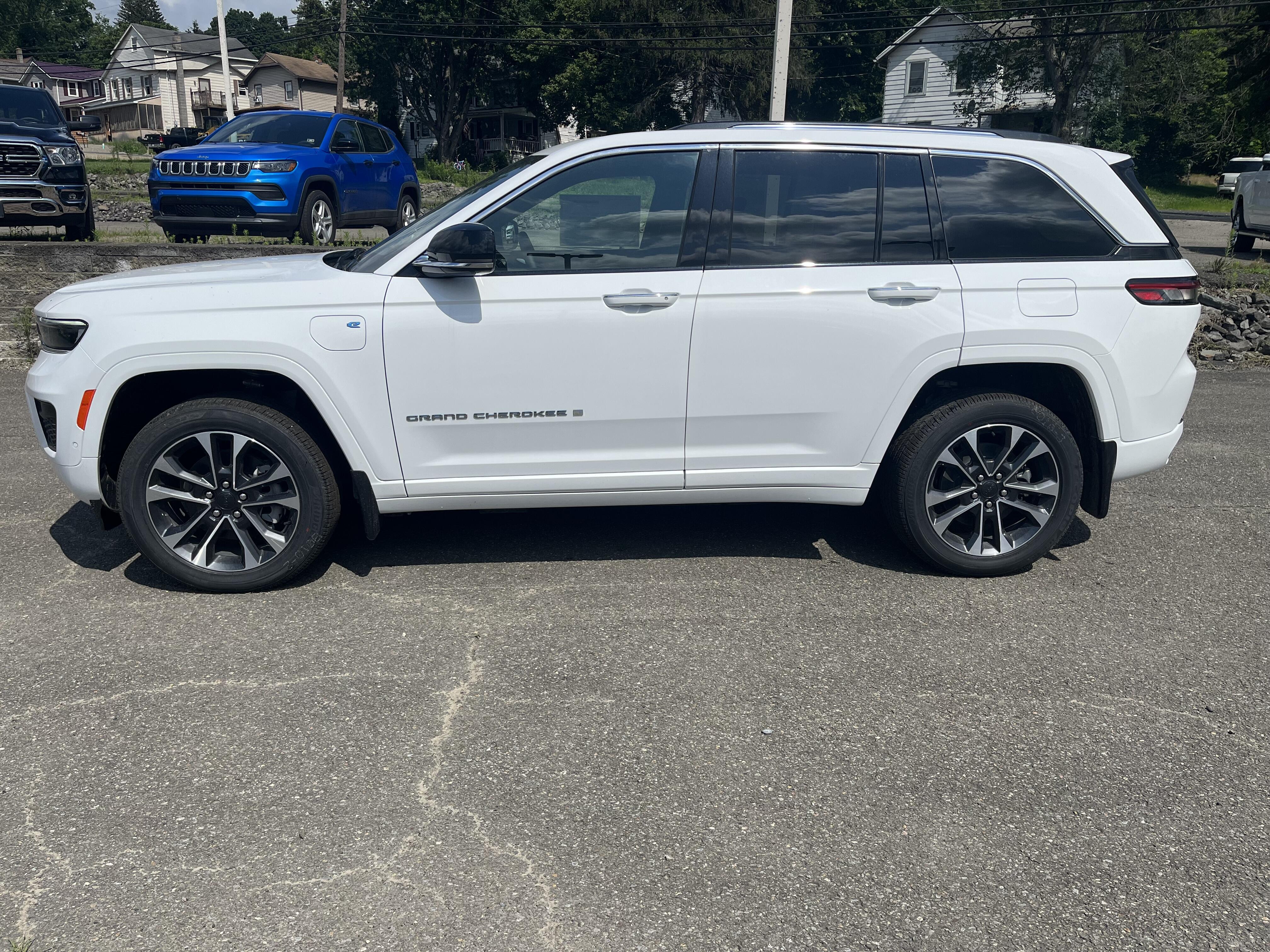 jeep grand cherokee 2023 1C4RJYD61P8862687 image jeep grand cherokee 2023 1C4RJYD61P8862687 image